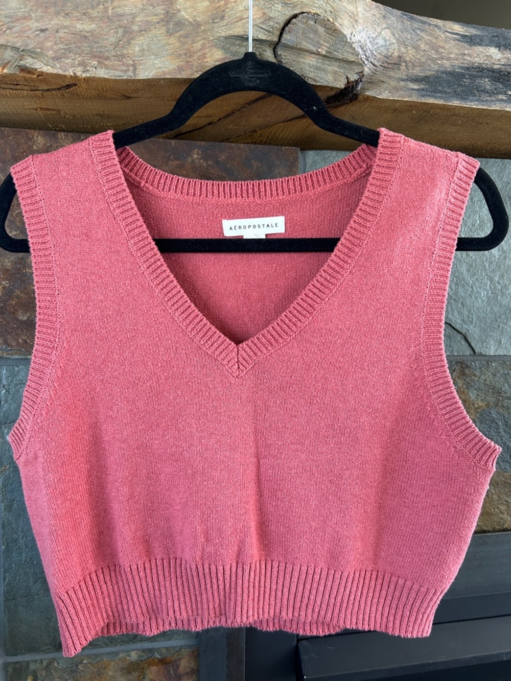 Aeropostale Rose Pink V-Neck Cropped Sweater Vest